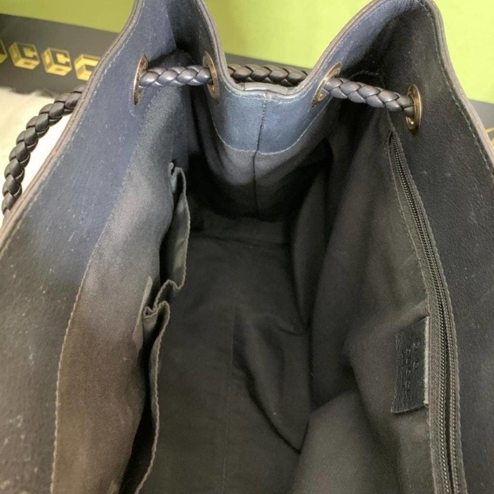 Authentic Gucci black leather shoulder bag - Picture 12 of 15